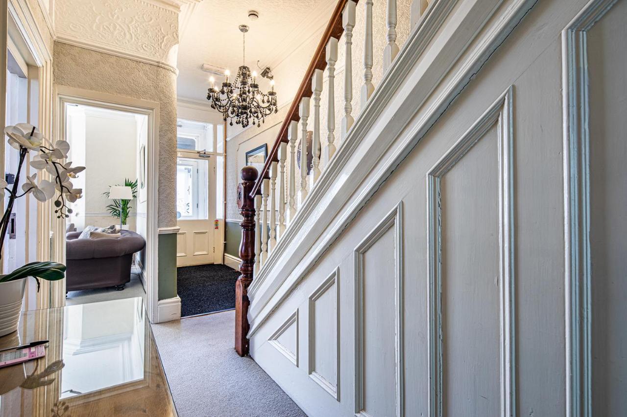 Fountains Guest House - Harrogate Stays Ngoại thất bức ảnh