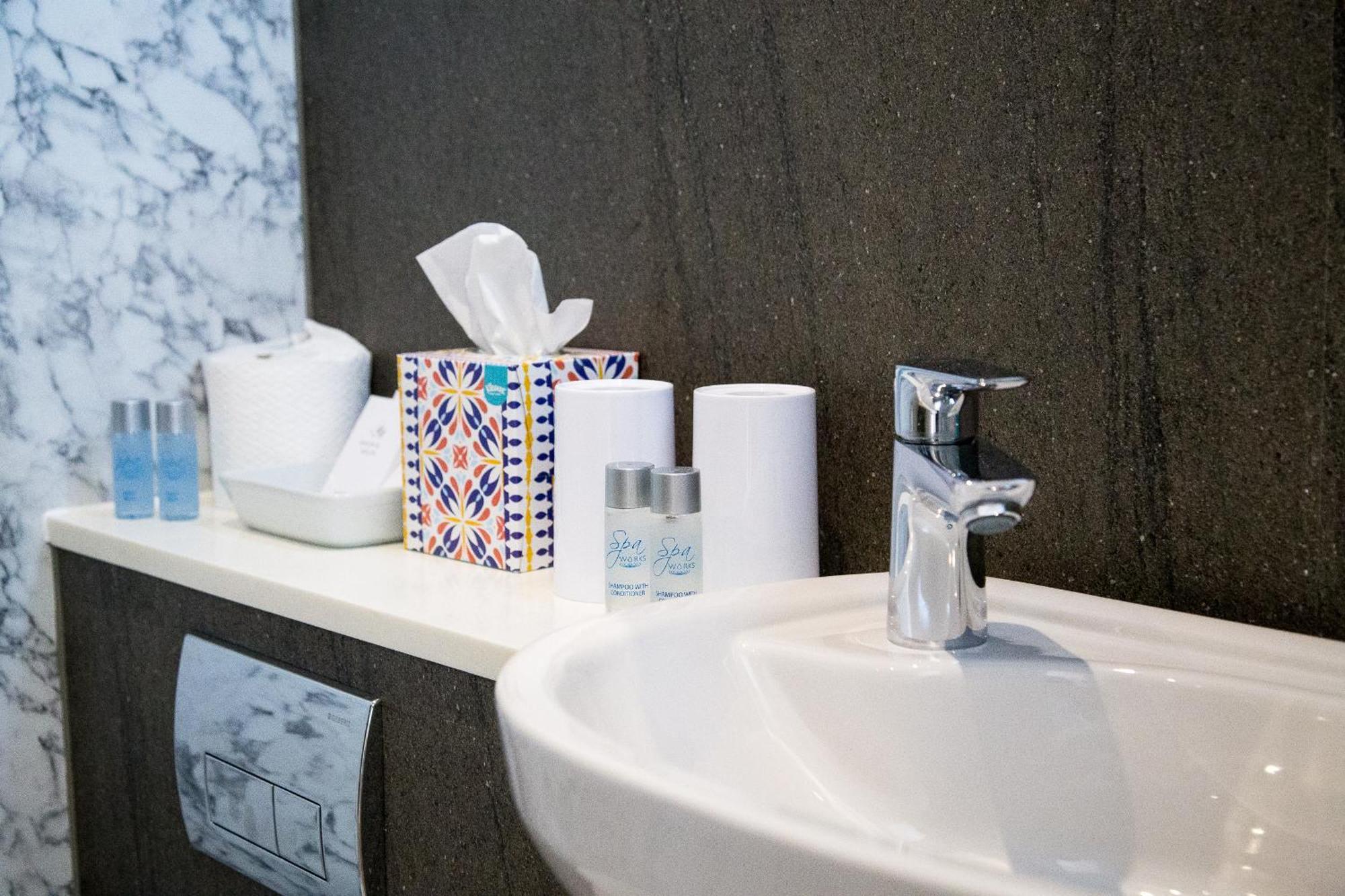 Fountains Guest House - Harrogate Stays Ngoại thất bức ảnh